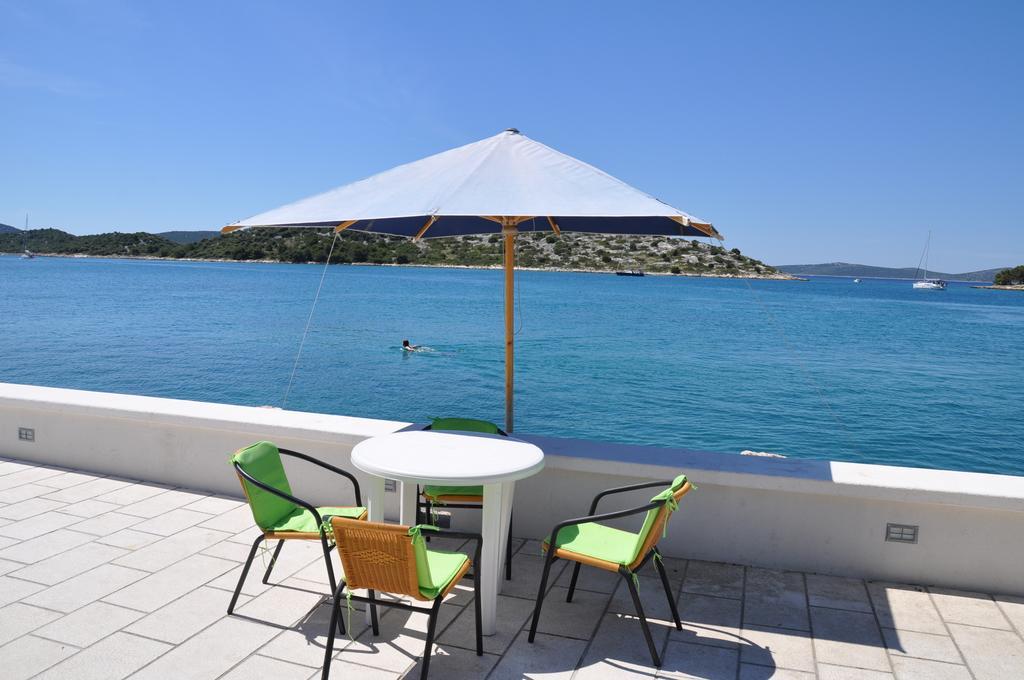 Apartment Ruzica Tribalj Szoba fotó